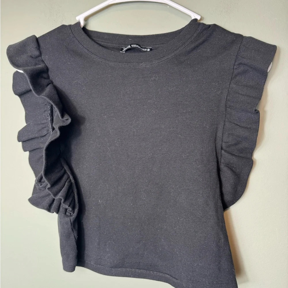 Zara Women’s‎ Crop Top Ruffle Sleeves Stretchy Women's Size Medium Black